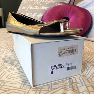 Elizabeth and James Gold Toe Thong Flats